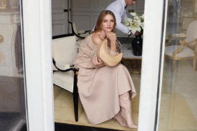 Valentino Holiday 2023 : Rosie Huntington-Whiteley by Theo Wenner